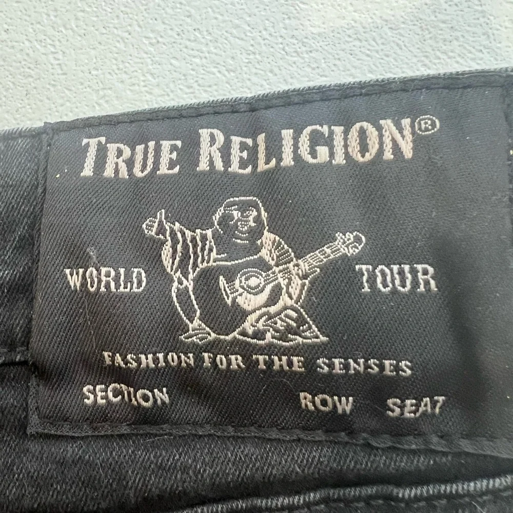 TRUE RELIGION • JEANS Men • Size 38”• style relaxed color black